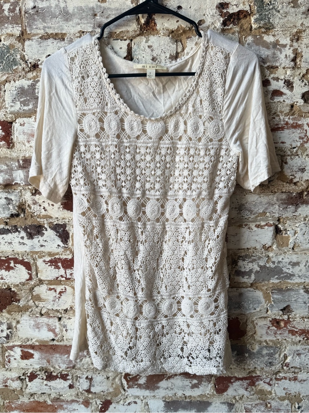 miami Cream Crochet Overlay Short Sleeve Tee